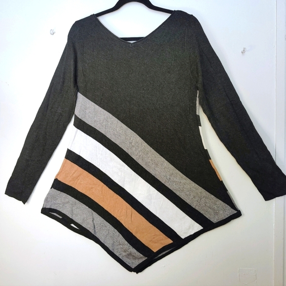 Belldini asymmetrical color block tunic sweater, cotton blend, size M, stretch. - Picture 2 of 14
